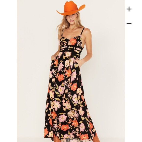 Free People Wisteria Maxi Dress In Dark Combo 
NWT $148 Size S - Picture 1 of 10